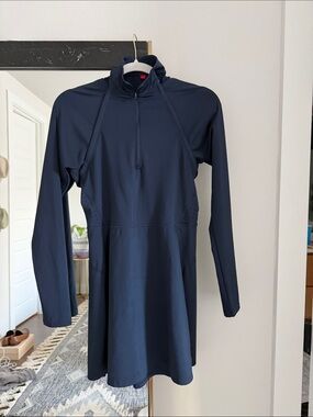 Wilson Navy tiebreaker convertible Athletic Dress
